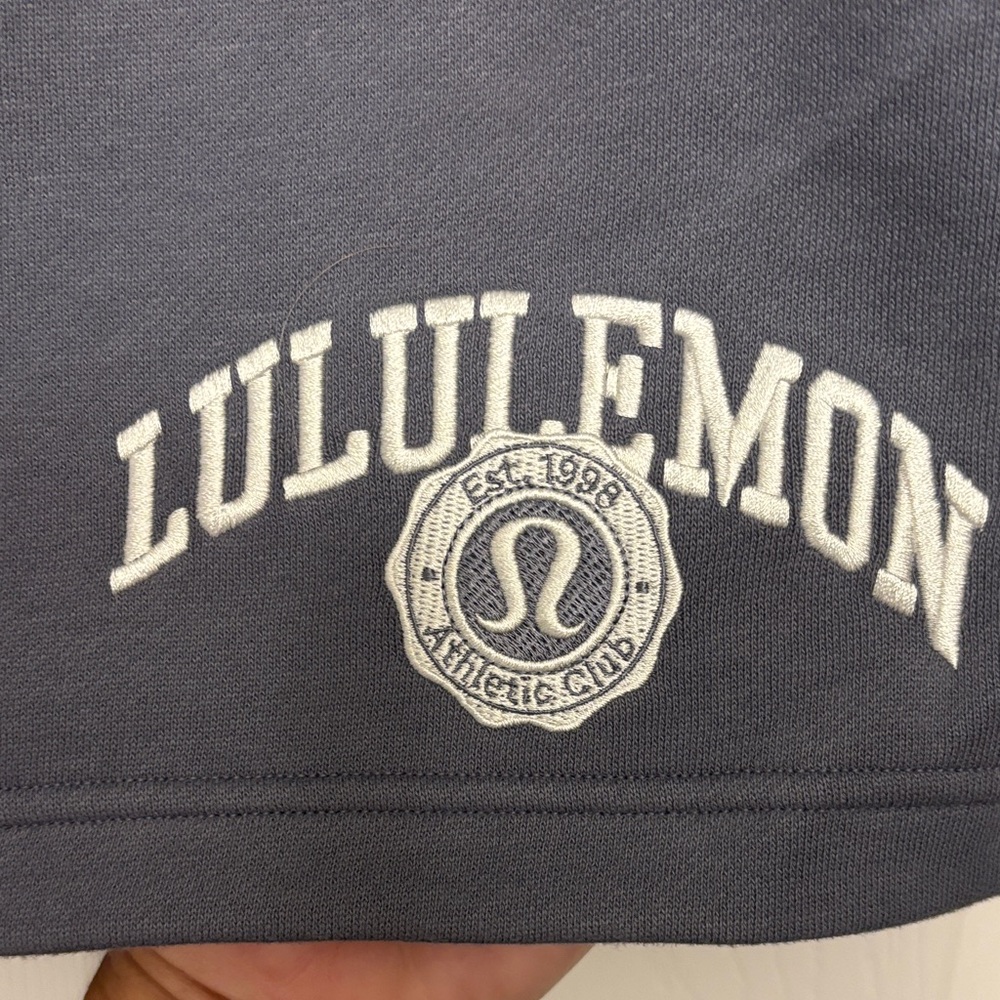 LULULEMON NWT Scuba Oversized MR Short 7” Graphic in Solar Gray XL - Picture 4 of 7